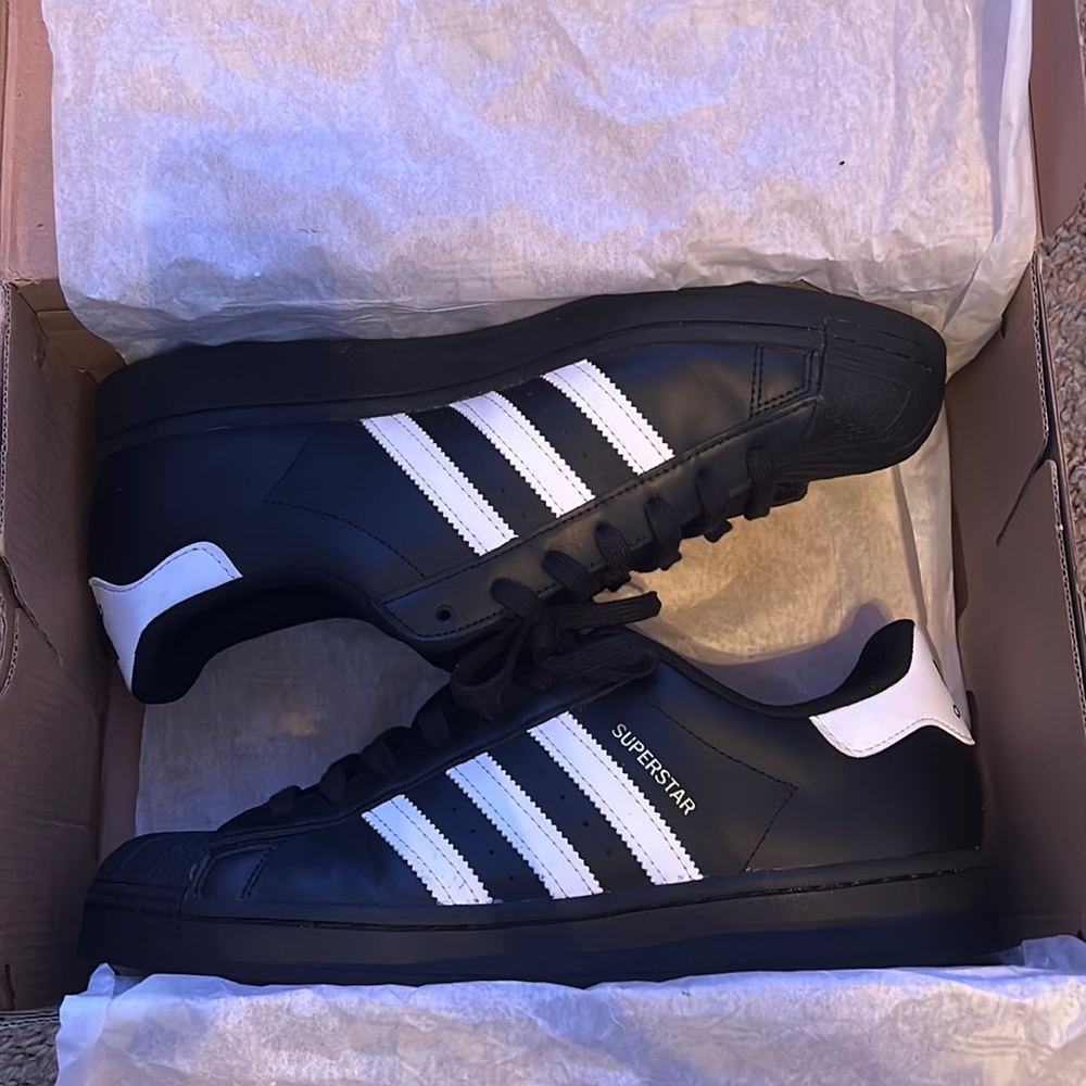 Adidas Superstar